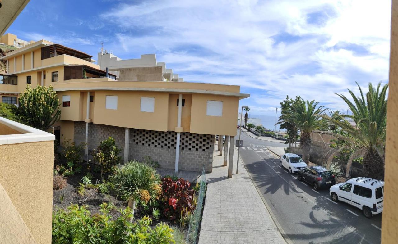 Playaelporis Apartment Poris de Abona Exterior photo